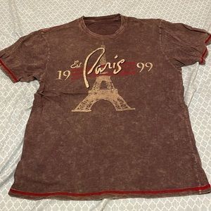 Men’s Paris Las Vegas t-shirt medium.